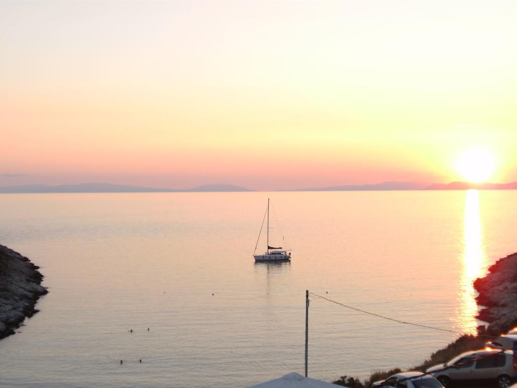 Al Mare Villas Skála Marión Exteriör bild
