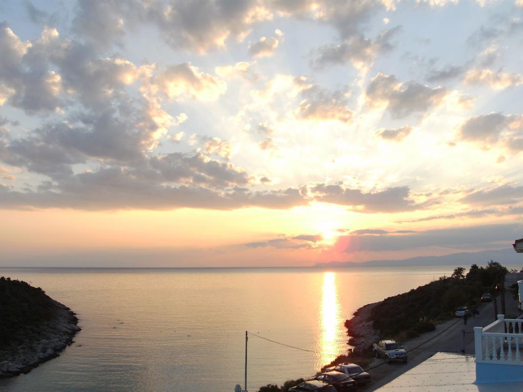 Al Mare Villas Skála Marión Exteriör bild
