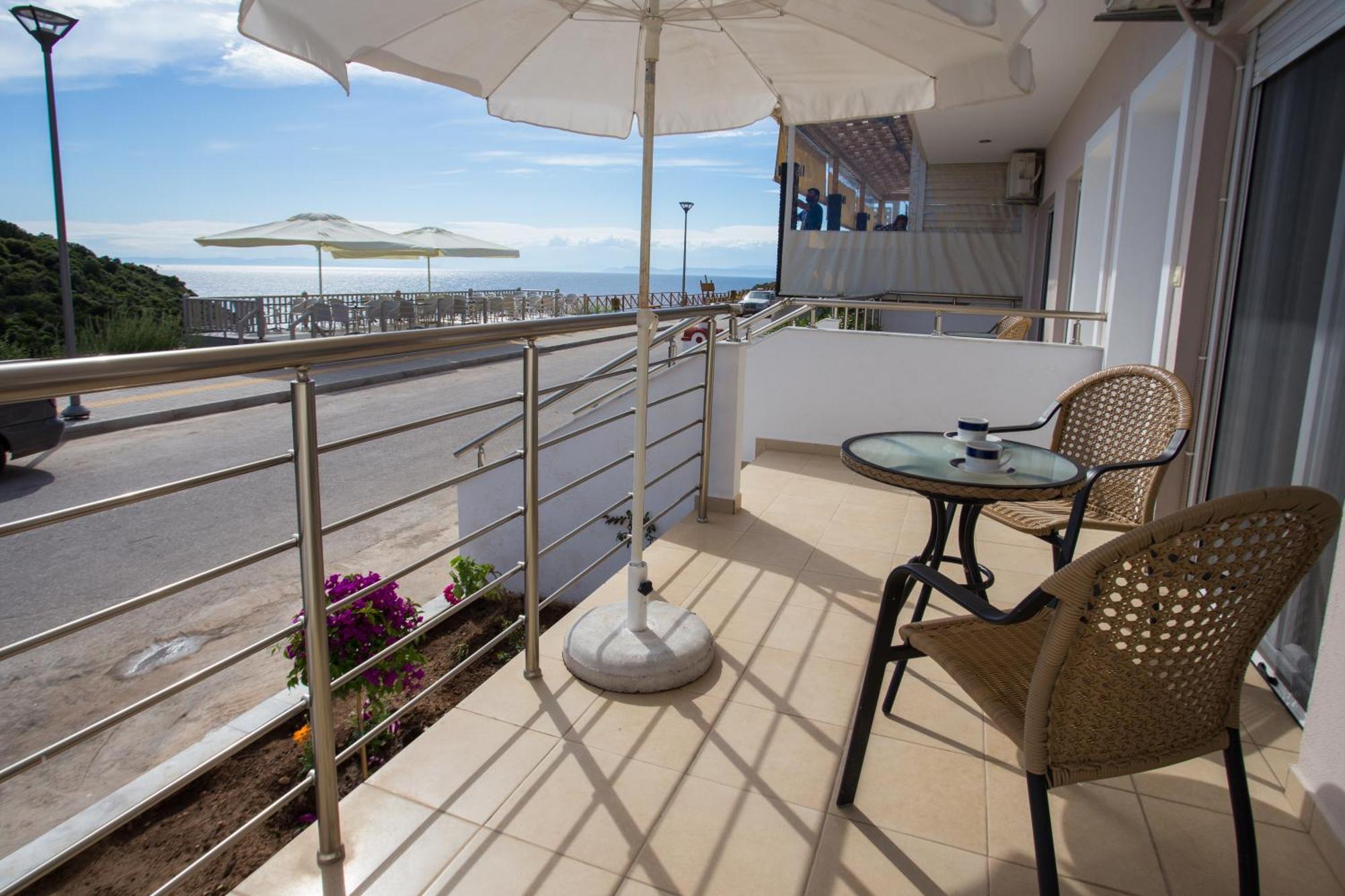 Al Mare Villas Skála Marión Rum bild