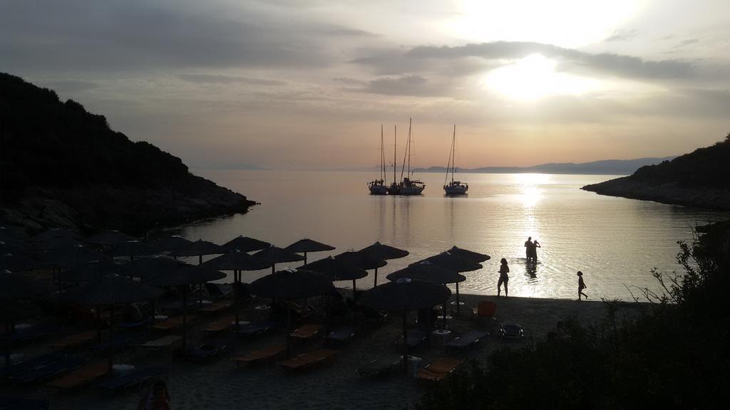 Al Mare Villas Skála Marión Exteriör bild
